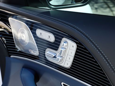 Used 2025 Mercedes-Benz GLE 63 AMG S image 20