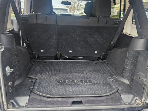 Used 2016 Jeep Wrangler Unlimited Sport w/ Quick Order Package 24S image 11