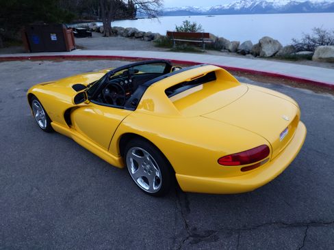 Used 2001 Dodge Viper RT/10 RWD image 19