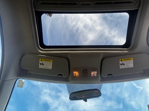 Used 2007 MAZDA MAZDA3 s Touring image 19