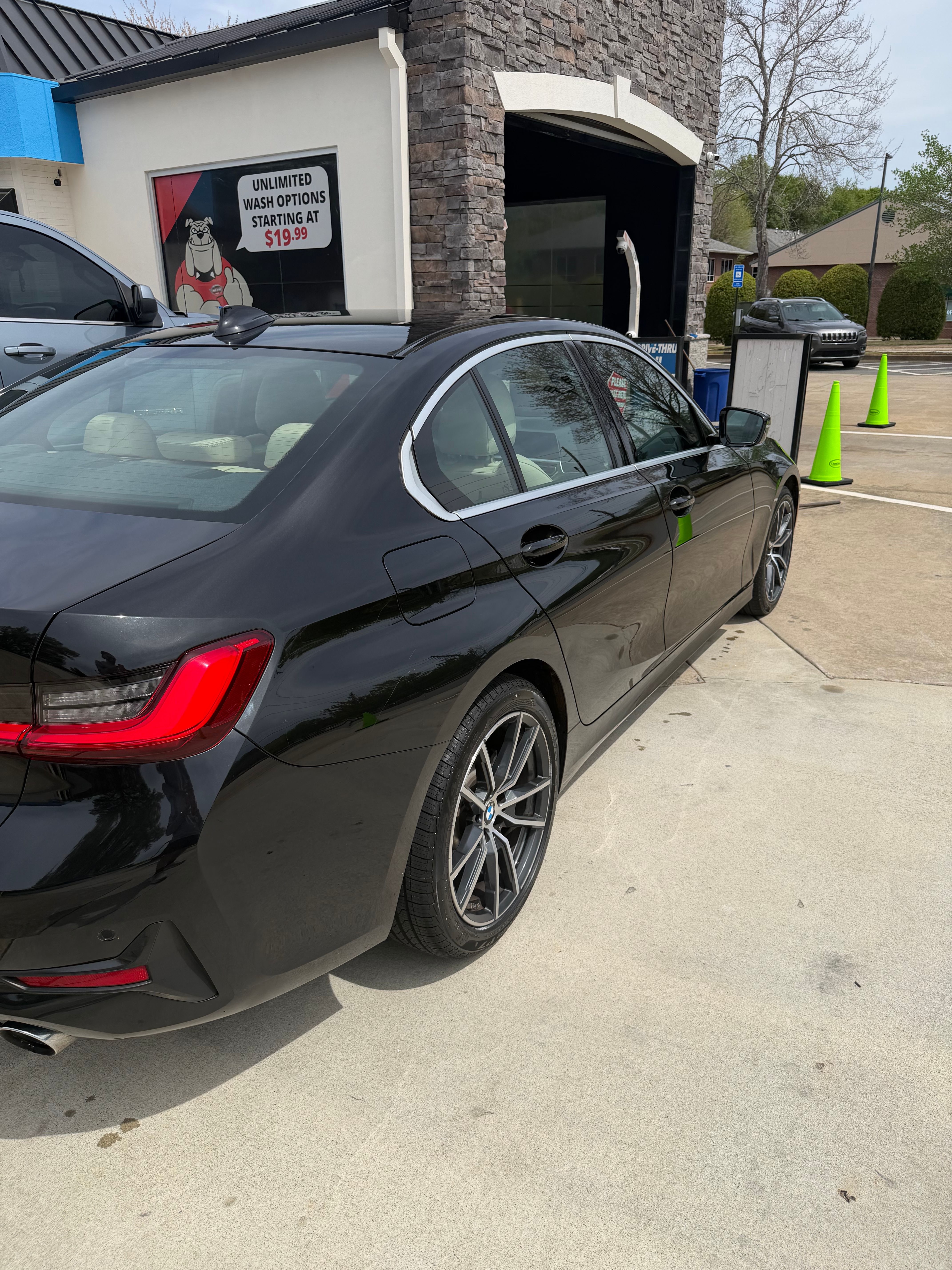 Used 2019 BMW 330i Sedan w/ Premium Package RWD image 5