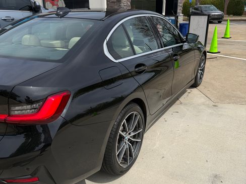Used 2019 BMW 330i Sedan w/ Premium Package image 5