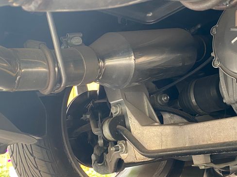 Used 2006 Chevrolet Corvette Convertible w/ Preferred Equipment Group RWD image 16