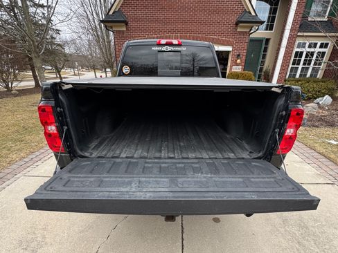 Used 2019 Chevrolet Silverado 3500 LTZ image 8