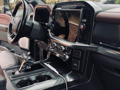 Used 2021 Ford F150 Lariat w/ Equipment Group 502A High image 9