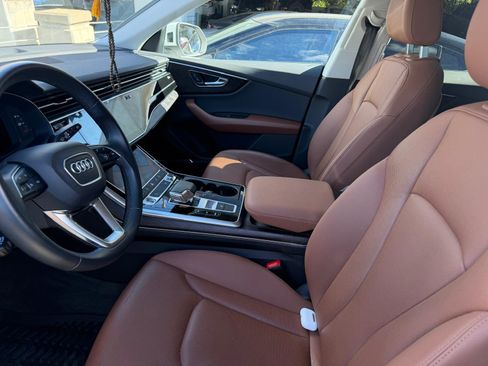 Used 2022 Audi Q8 Premium Plus w/ Premium Plus Package image 5