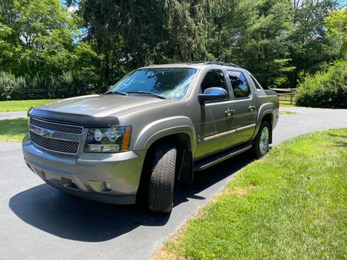 Used 2007 Chevrolet Avalanche LTZ w/ LTZ Preferred Equipment Group AWD/4WD image 15