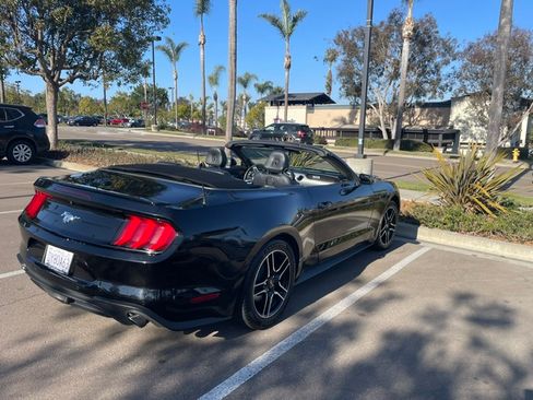 Used 2023 Ford Mustang Premium RWD image 9
