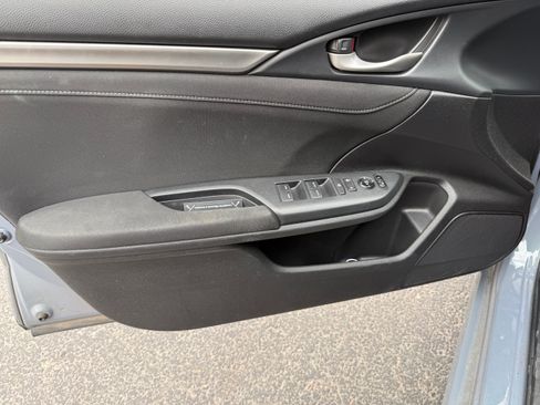 Used 2018 Honda Civic EX image 10
