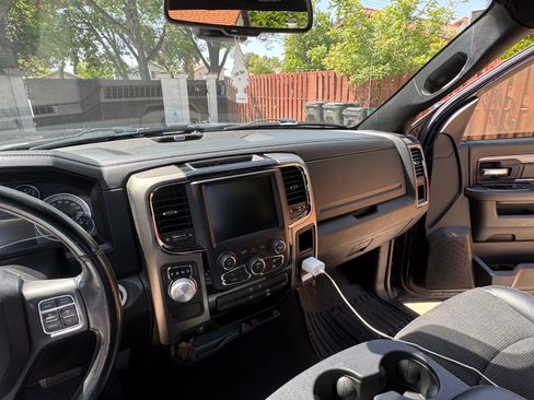 Used 2014 RAM 1500 Sport w/ Convenience Group image 11