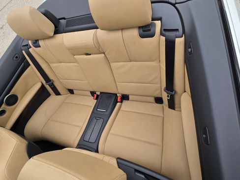 Used 2009 BMW M3 Convertible image 13