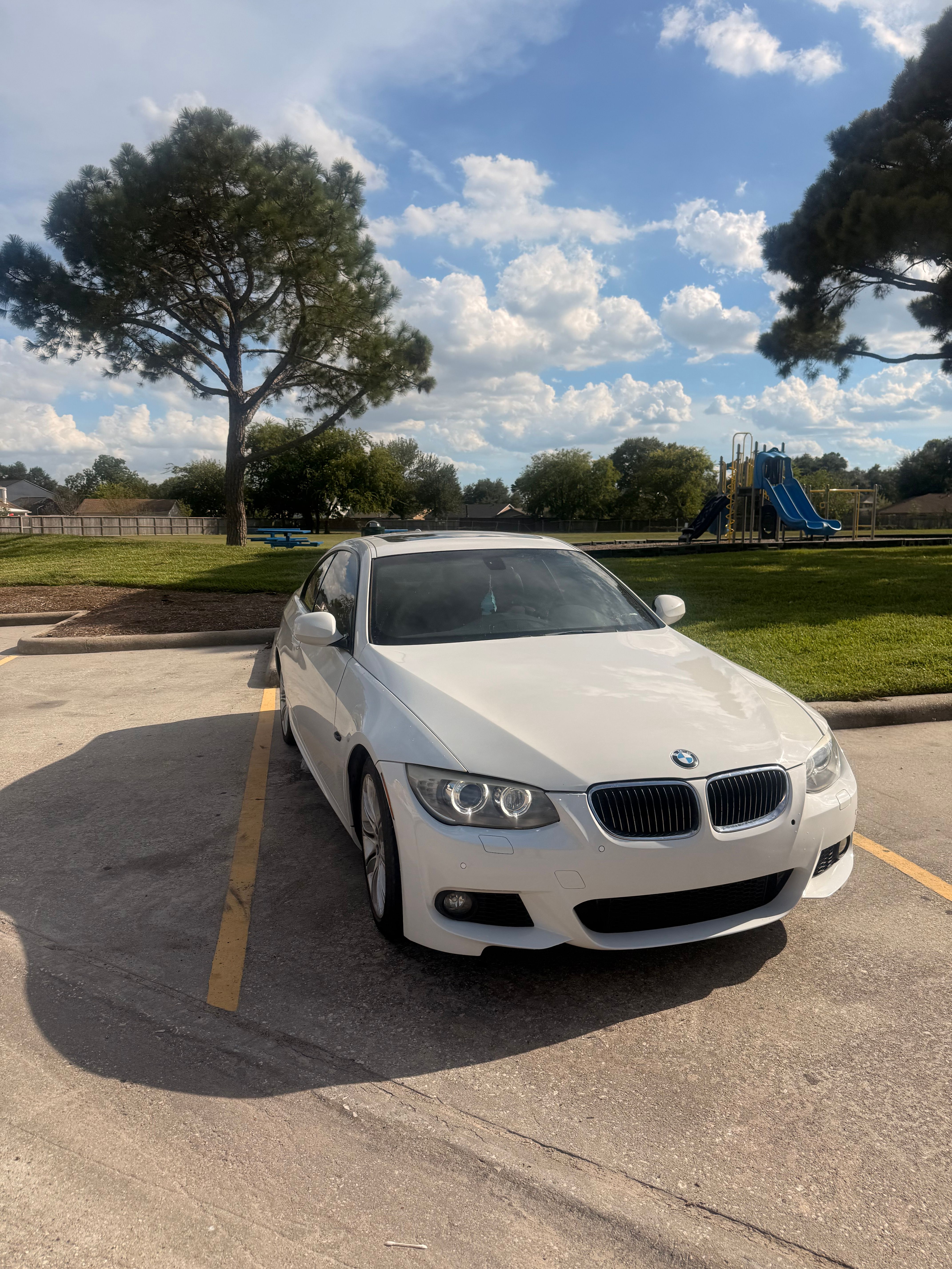 Used 2011 BMW 335i Coupe RWD image 6