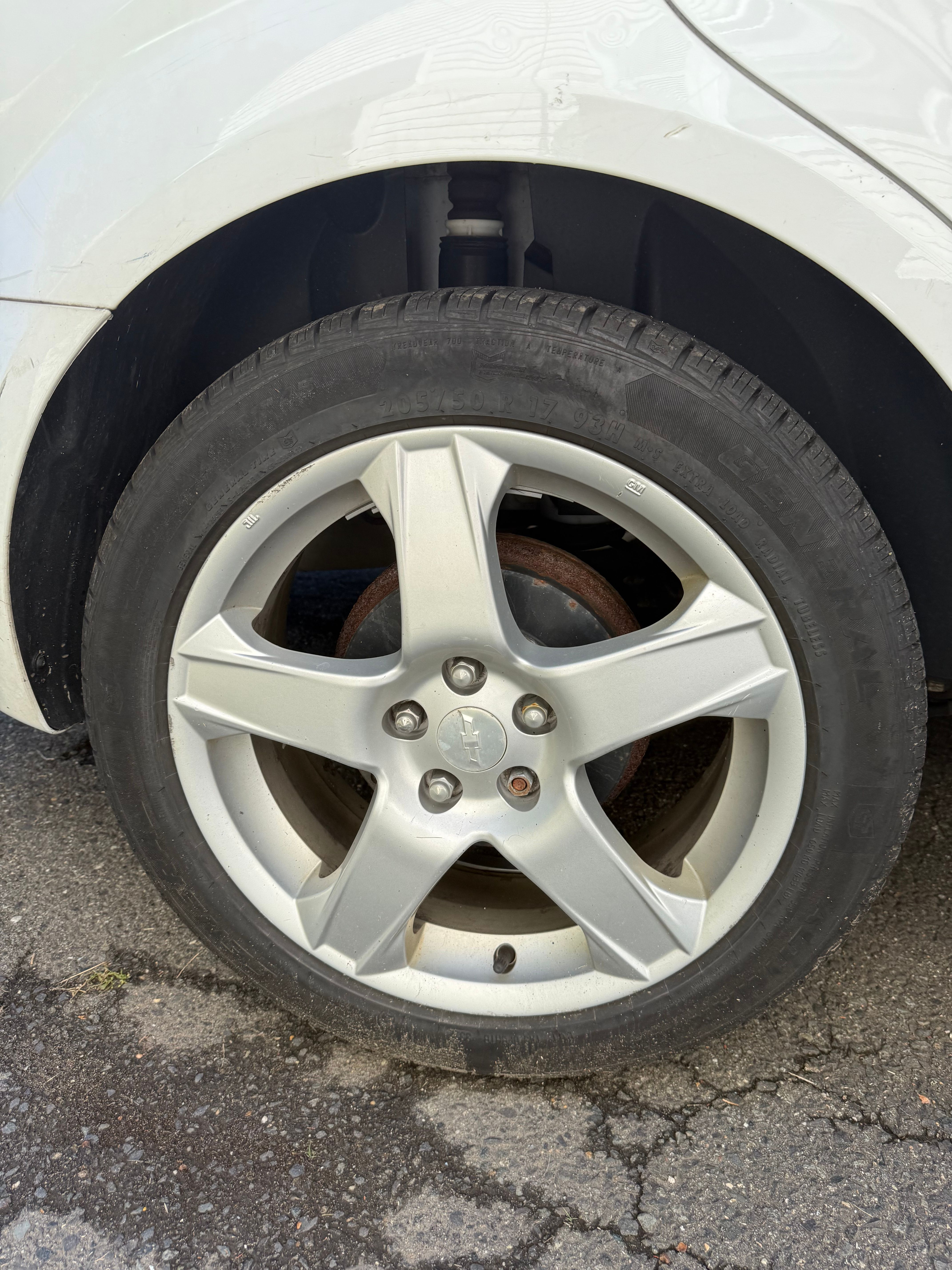 Used 2015 Chevrolet Sonic LTZ FWD image 16