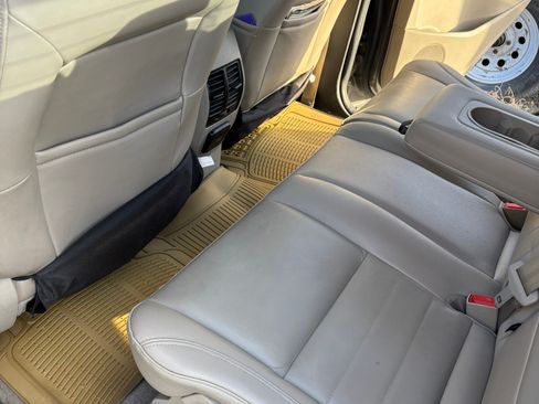 Used 2015 Ford C-MAX Energi SEL image 16