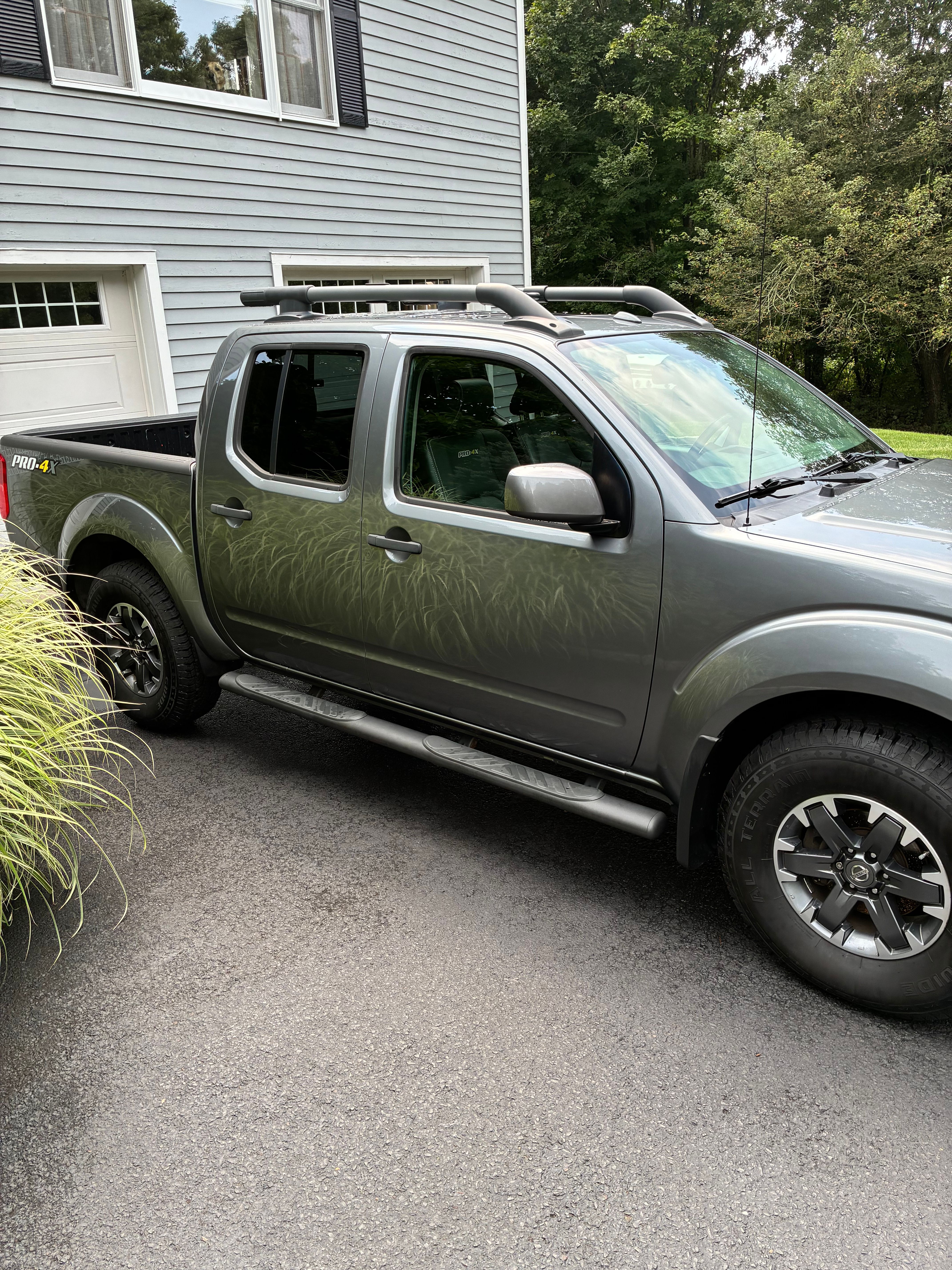 Used 2018 Nissan Frontier PRO-4X w/ Pro-4x Luxury Package AWD/4WD image 2