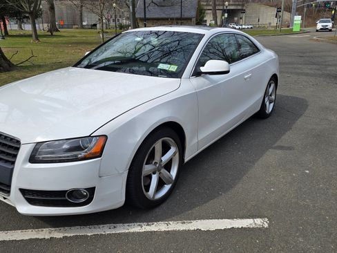 Used 2010 Audi A5 2.0T Premium Plus image 6
