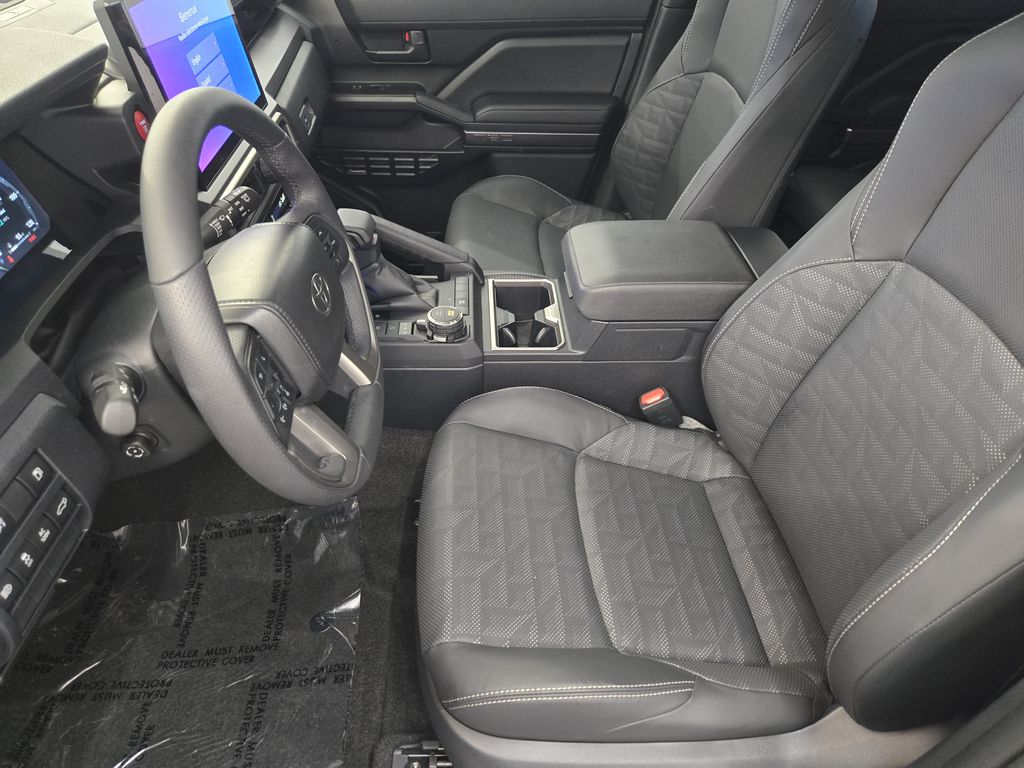 Used 2025 Toyota 4Runner TRD Sport Premium w/ Tow Technology Package AWD/4WD image 12
