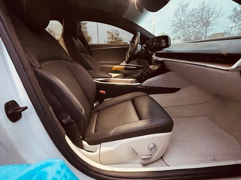 Used 2023 Lucid Air Touring image 6