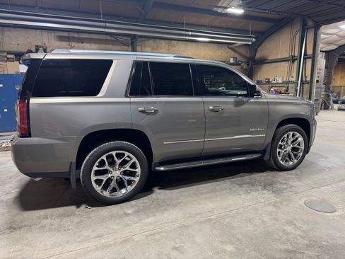Used 2019 GMC Yukon Denali image 6