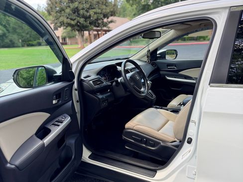 Used 2016 Honda CR-V Touring image 19