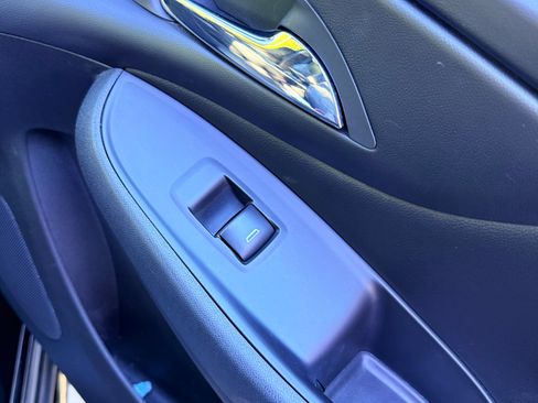 Used 2018 Chevrolet Volt LT w/ LT Driver Confidence Package image 23