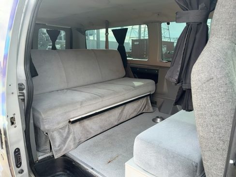 Used 2009 Ford E-150 and Econoline 150 Van 3D image 23