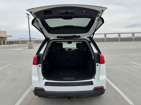 Used 2012 GMC Terrain SLT w/ Cargo Package image 13