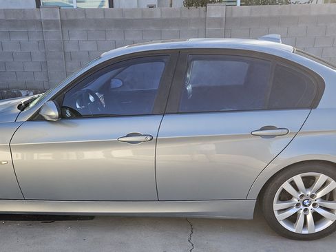 Used 2006 BMW 325i Sedan image 1