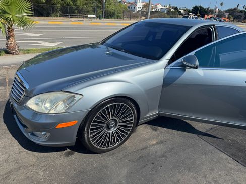 Used 2007 Mercedes-Benz S 550 image 8