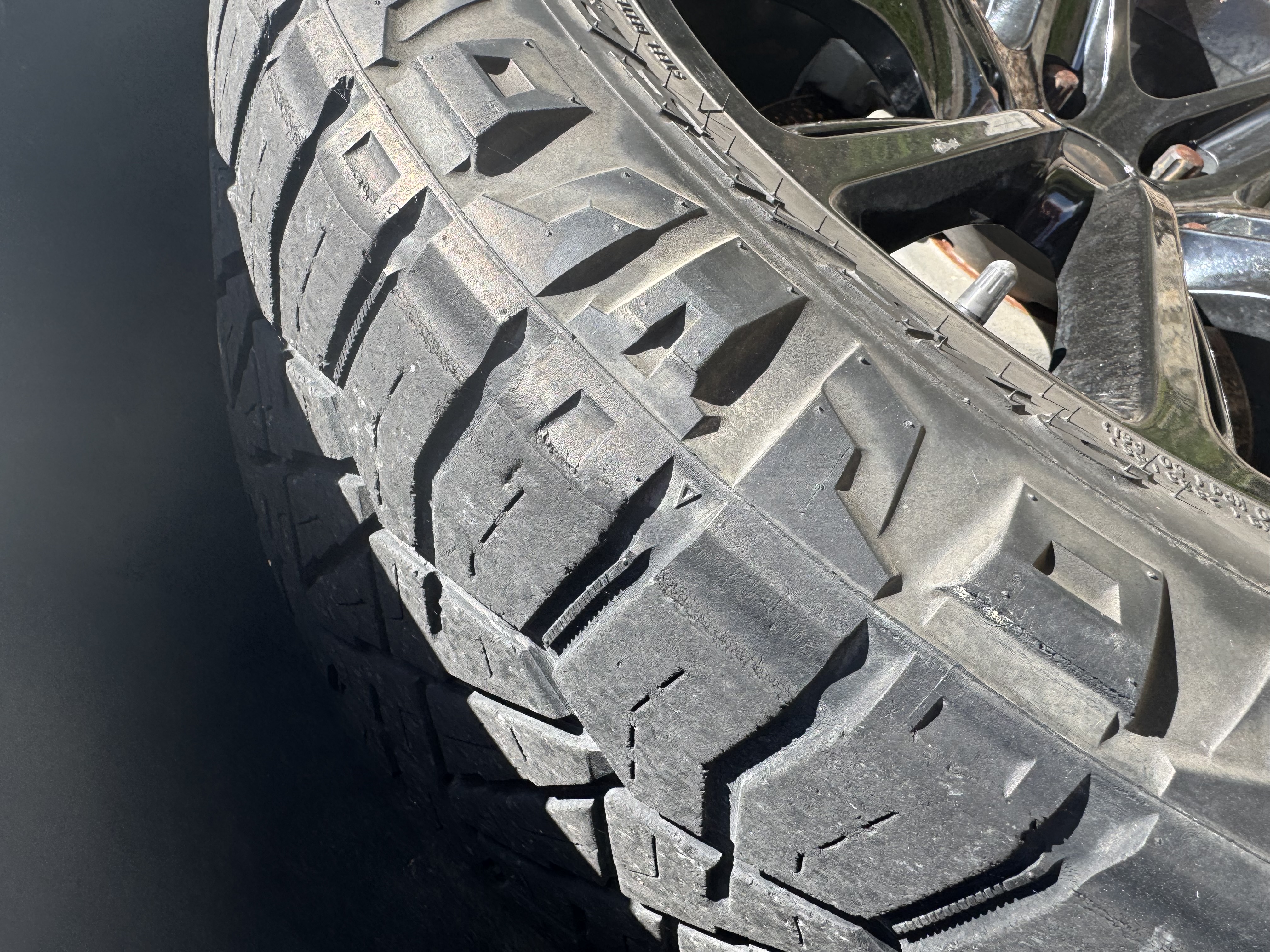 Used 2019 Jeep Grand Cherokee Trailhawk AWD/4WD image 15