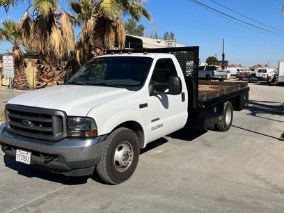 Used 2004 Ford F350 2WD Regular Cab DRW Super Duty