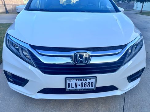 Used 2018 Honda Odyssey EX-L image 4