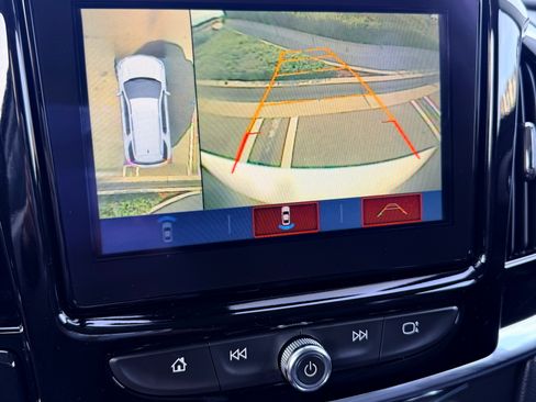 Used 2019 Chevrolet Traverse LT w/ LT Premium Package image 20