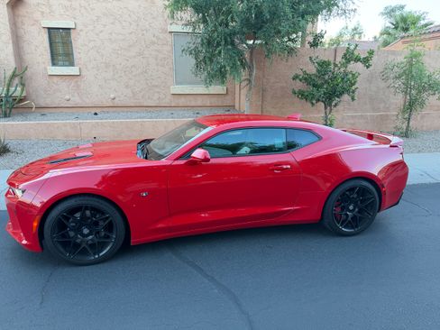 Used 2016 Chevrolet Camaro SS image 5