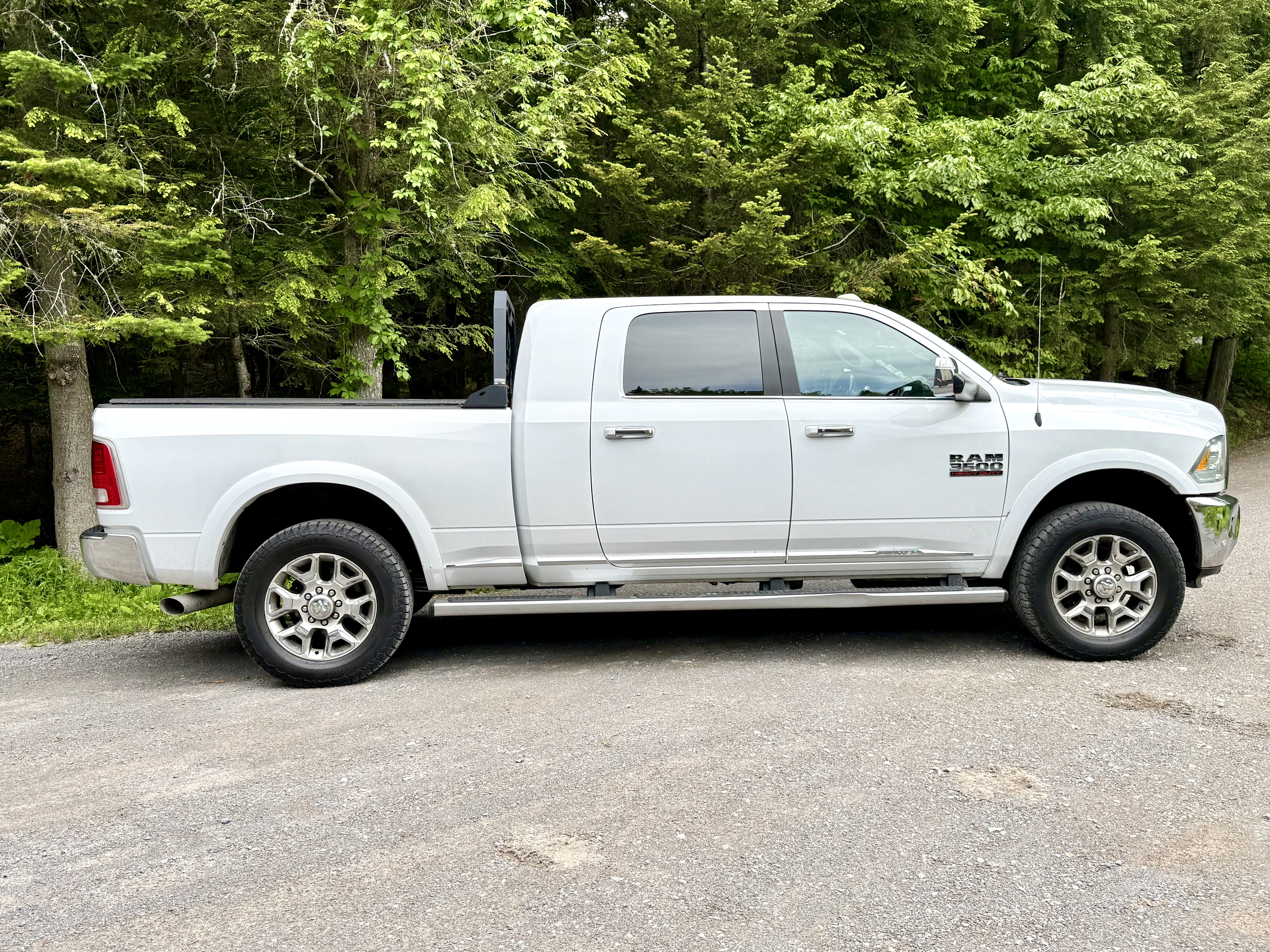 Used 2016 RAM 3500 Laramie Longhorn AWD/4WD image 1