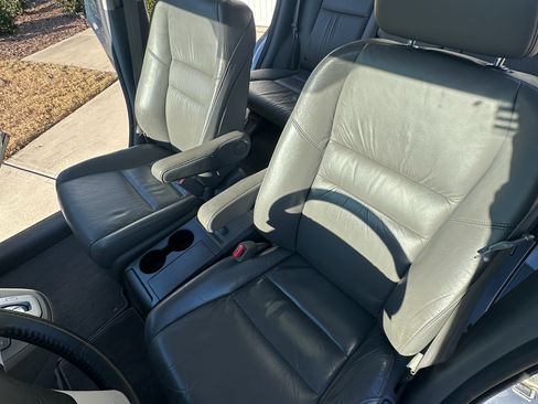 Used 2007 Honda CR-V EX-L image 16