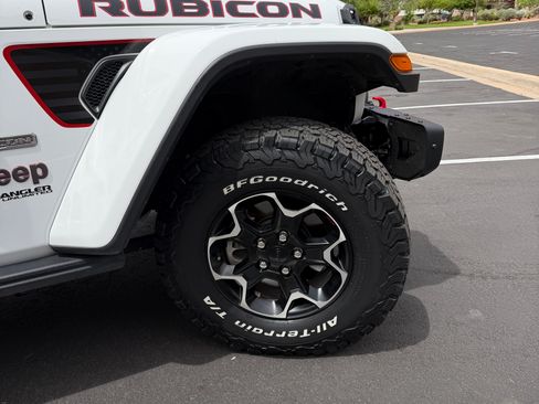 Used 2020 Jeep Wrangler Unlimited Rubicon w/ Quick Order Package 28Y Recon AWD/4WD image 6
