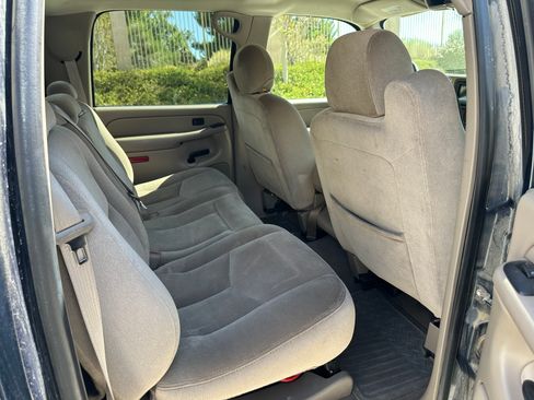Used 2007 GMC Sierra 2500 SLE w/ Heavy-Duty Power Package RWD image 15