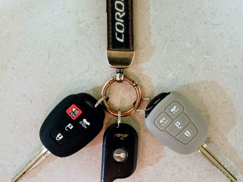 Used 2015 Toyota Corolla LE image 30