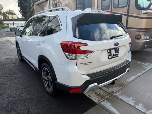 Used 2022 Subaru Forester Touring w/ Popular Package #2 image 5