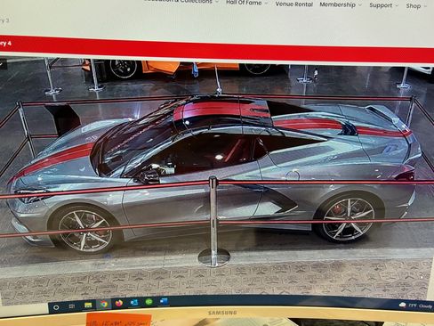 Used 2022 Chevrolet Corvette Stingray Premium Conv w/ Z51 Performance Package image 27