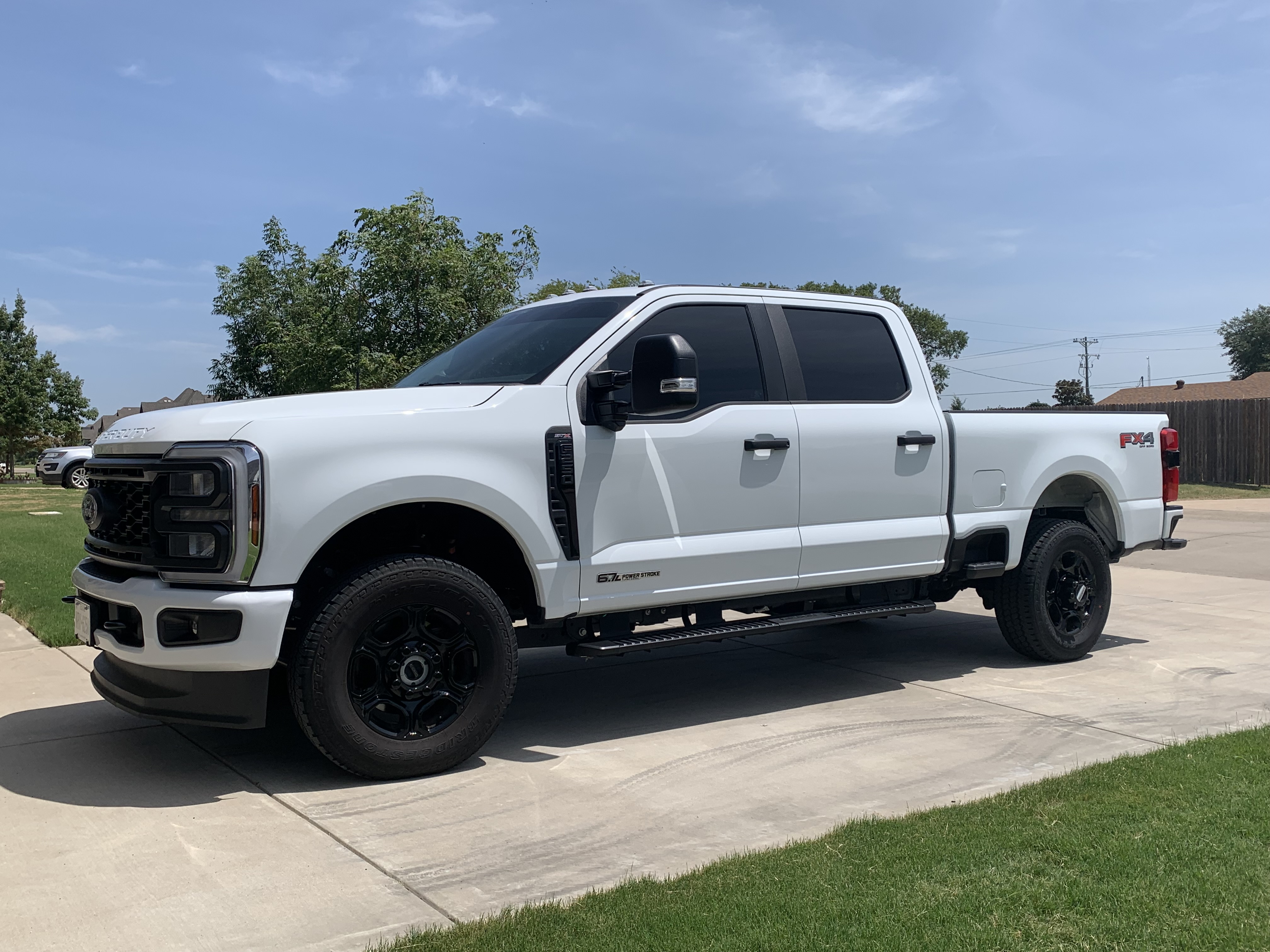 Used 2025 Ford F250 XL w/ STX Appearance Package AWD/4WD image 2