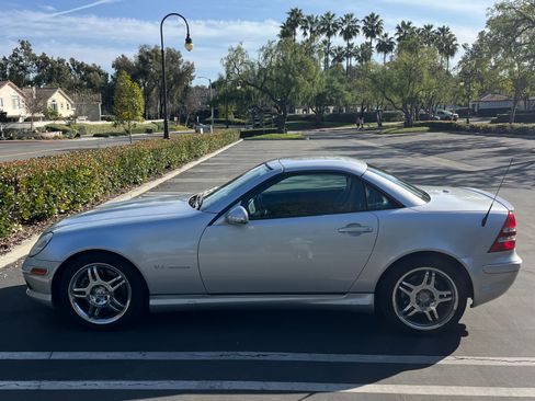 Used 2003 Mercedes-Benz SLK 32 AMG image 9