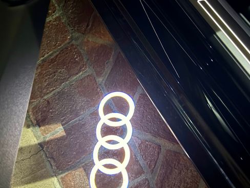 Used 2018 Audi A4 2.0T Ultra Premium Plus w/ Premium Plus Package image 13