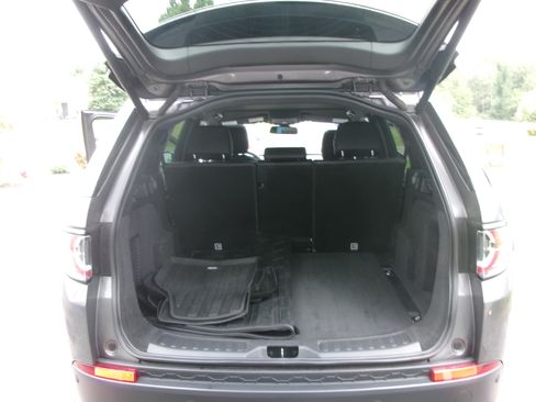 Used 2018 Land Rover Discovery Sport HSE AWD/4WD image 6