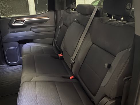 Used 2022 GMC Sierra 1500 Elevation image 18