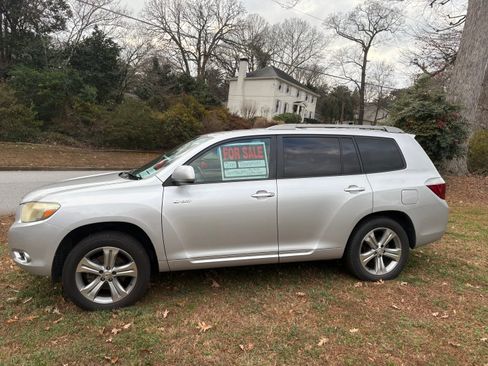Used 2008 Toyota Highlander Sport image 1