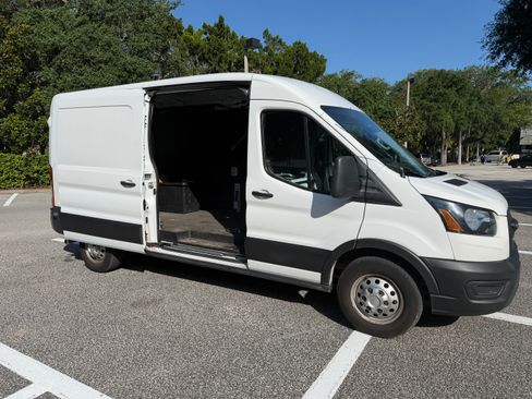 Used 2020 Ford Transit 250 Medium Roof AWD w/ Interior Upgrade Package image 4