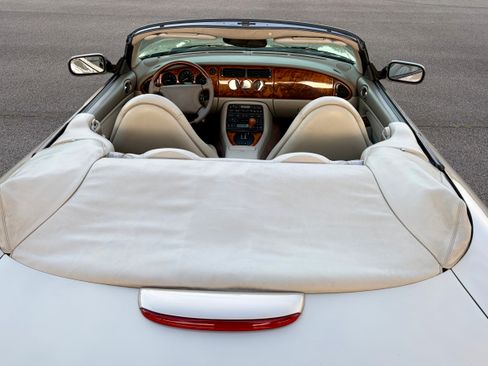Used 1999 Jaguar XK8 Convertible RWD image 20