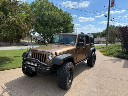 Used 2015 Jeep Wrangler Unlimited Rubicon w/ Connectivity Group